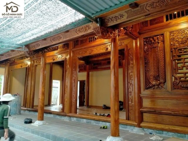 nhà gỗ 5 gian đục chạm đẹp