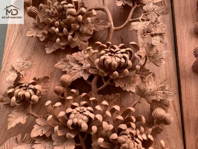 Hoa cúc trong bộ tranh gỗ tứ quý có ý nnghĩa gì trong phong thủy